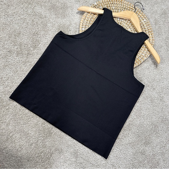 SOLD | Athleta Aurora Seamless Tank Top V-Neck Ribbed Yoga in Black Plus Size 1X - Picture 5 of 11